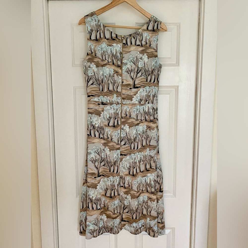Marni Dress Size 42 Us 8
Patterned with trees in beige, light blue and brown. - Picture 4 of 8